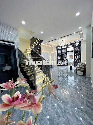 Nhà Bán Đường Bà Hom 3 tầng hẻm xe hơi nhà mới đẹp ở liền