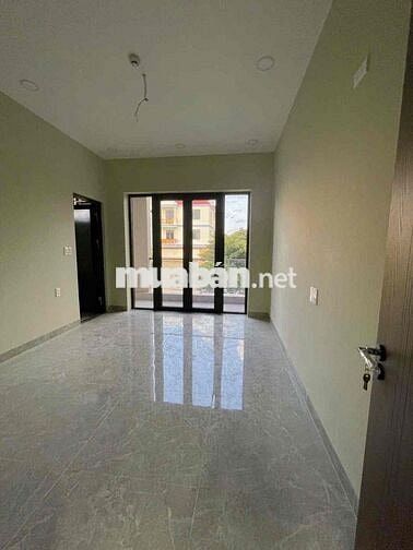 Mặt Tiền Kinh Doanh Hoàng Hoa Thám 1 hầm 1 trệt 2 Lầu 7 phòng. có pccc