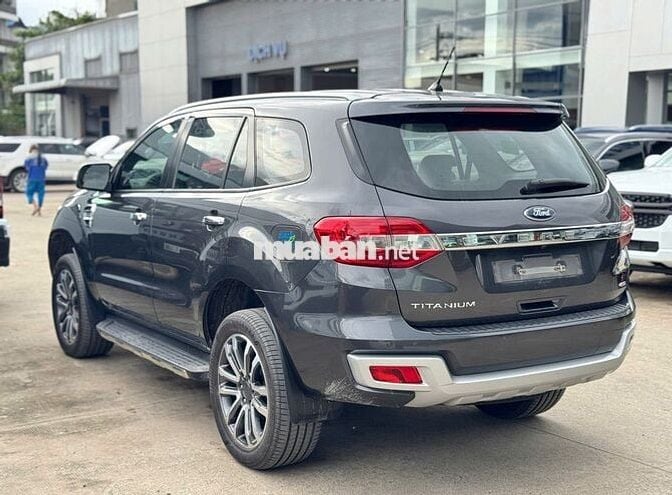 Ford Everest 2019 Titanium 2.0L 4x4 AT - 88000 km