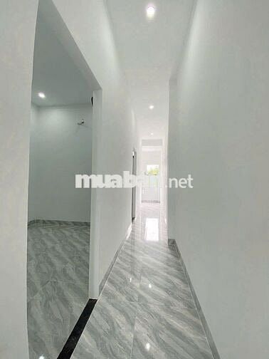 BÁN GẤP NHÀ LẦU KÈM NỘI THẤT NẰM GẦN CHỢ THẠNH PHÚ GIÁP ĐỒNG KHỞI