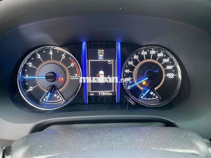 Toyota Fortuner 2017 2.7V 4x2 - 77000 km
