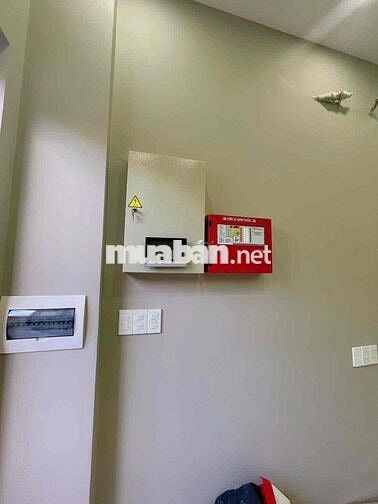 Mặt Tiền Kinh Doanh Hoàng Hoa Thám 1 hầm 1 trệt 2 Lầu 7 phòng. có pccc