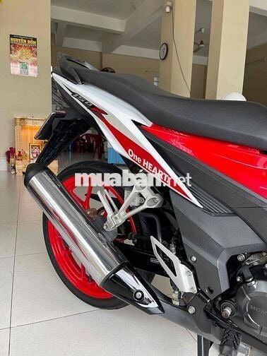 sonis . nhập indo. máy zin im . áo đẹp Ko trầy.