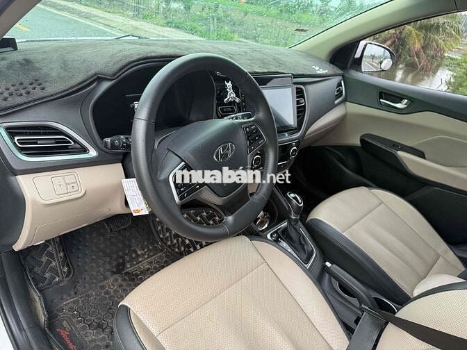 Hyundai Accent 2021 1.4 AT Special - 70000 km