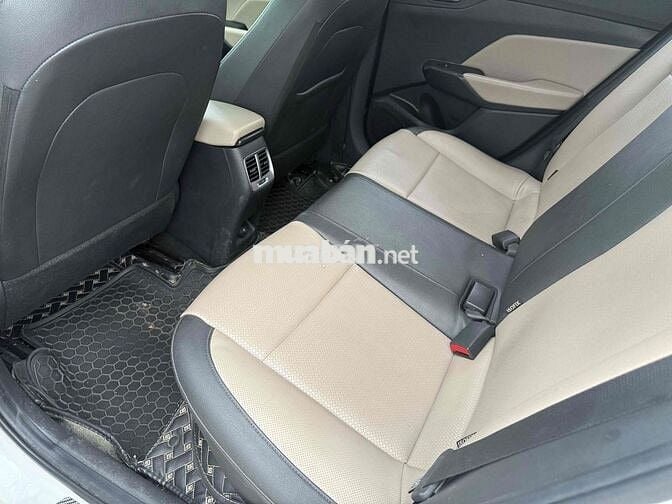 Hyundai Accent 2021 1.4 AT Special - 70000 km
