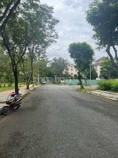 Bán đất nền 7x18 Sadeco Ven Sông MT sông giá 165T/m2 