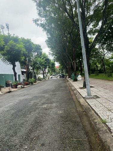 Bán đất nền 7x18 Sadeco Ven Sông MT sông giá 165T/m2 