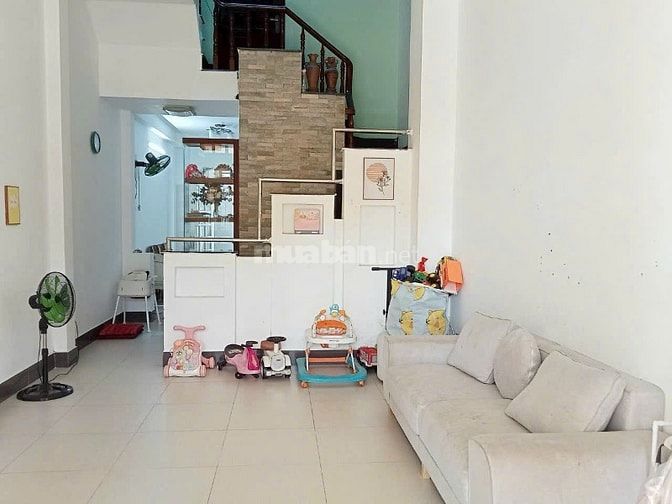 Cho thuê nhà HXH 588 Huỳnh Tấn Phát