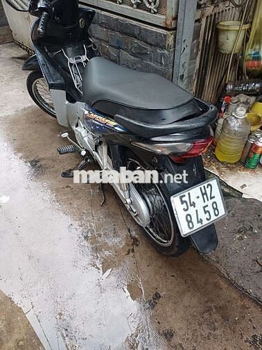 Wave rsx 2011
 Ae mến alo e 
 Máy  êm thì thầm