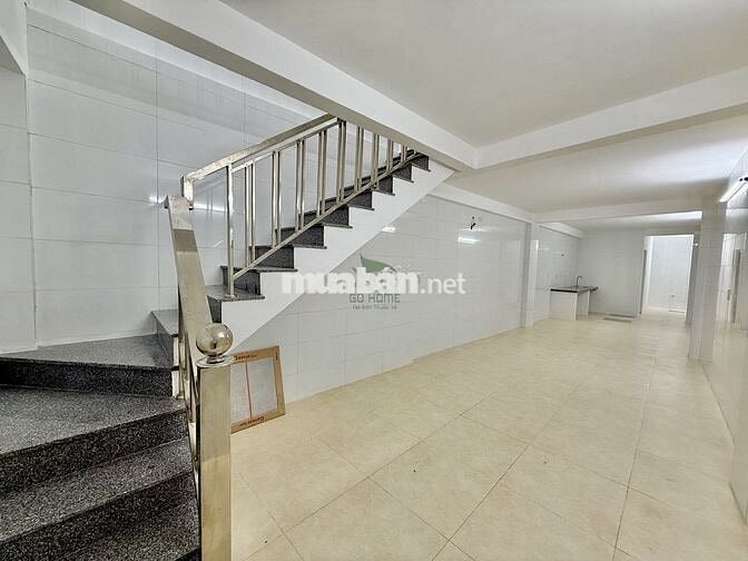 CHO THUÊ MẶT BẰNG 142M2 HẦM SIÊU RỘNG LÊ HỒNG PHONG GIÁ 12 TRIỆU/THÁNG