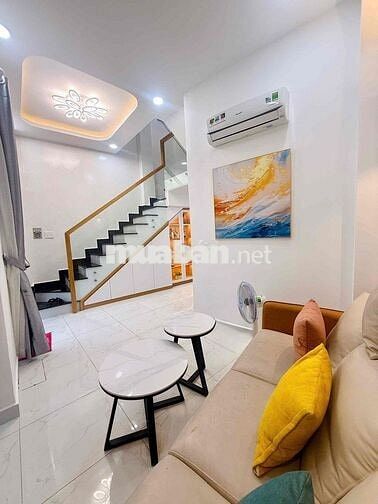 NHÀ NGUYÊN CĂN MỚI 3PN 4Wc Ngay Khu Phan Xích Long, Vị trí Vip hẻm oto