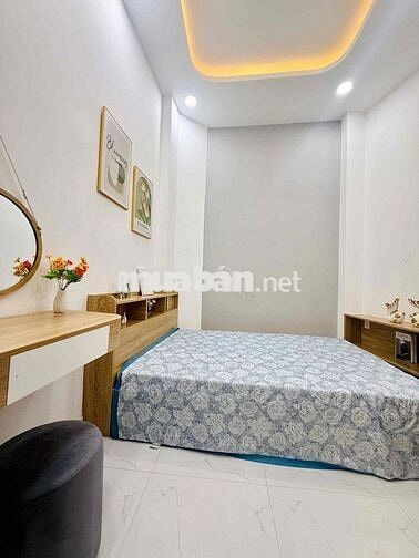 NHÀ NGUYÊN CĂN MỚI 3PN 4Wc Ngay Khu Phan Xích Long, Vị trí Vip hẻm oto
