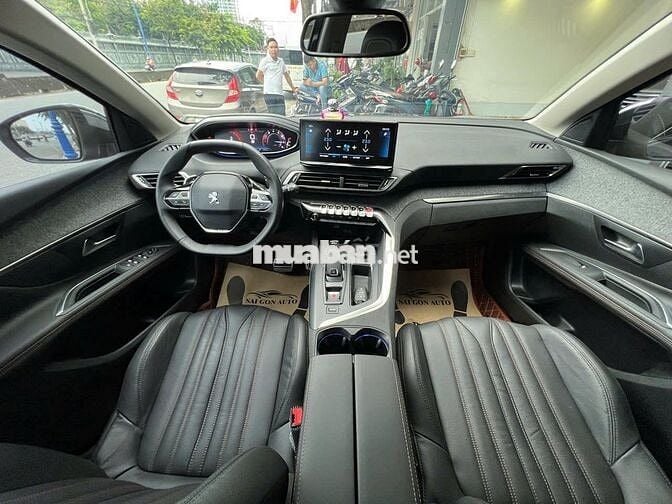 Peugeot 3008 Premium 2024 - 9386km