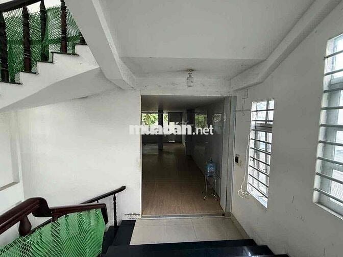 Cho thuê mặt bằng gần siêu thị Go ,chợ Đình trục chính Phường Phú Lợi