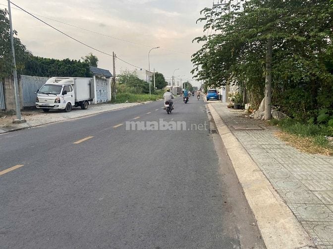 BÁN 640M2 ĐẤT THỔ CƯ TẠI TT HÓC MÔN