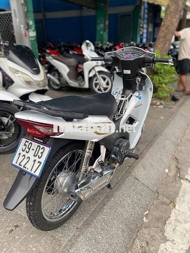 Honda wave a 2022 mới 90% biển số thành phố