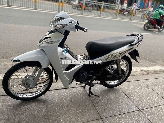 Honda wave a 2022 mới 90% biển số thành phố