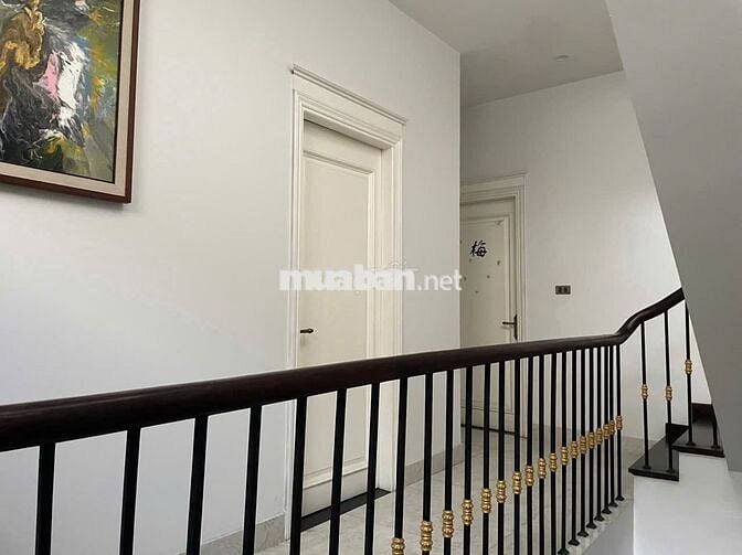 Cho thuê nhà 4 tầng đường Nguyệt Quế 22 - Vinhomes Riverside Long Biên