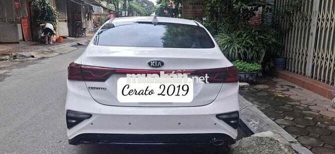 Kia Cerato 2019 1.6 AT Luxury -440tr