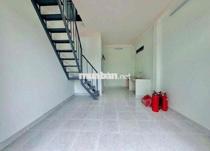 Cần ban gấp dãy trọ mới xây 400m2, mặt tiền đường nhựa lớn giá 490tr