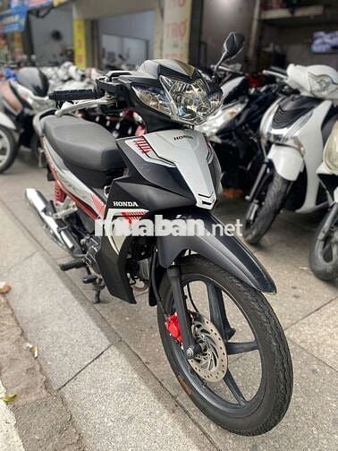 Honda wave blade 2021 mới 90% Bstp chính chủ