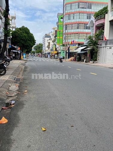 Cho thuê nhà mặt tiền KD gần chợ Tân Hương, 1 trệt 3 Lầu 4mx16m