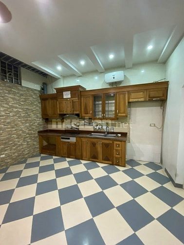 Cho thuê nhà ngõ 465/49, SN 11, phố Đội Cấn, Ba Đình