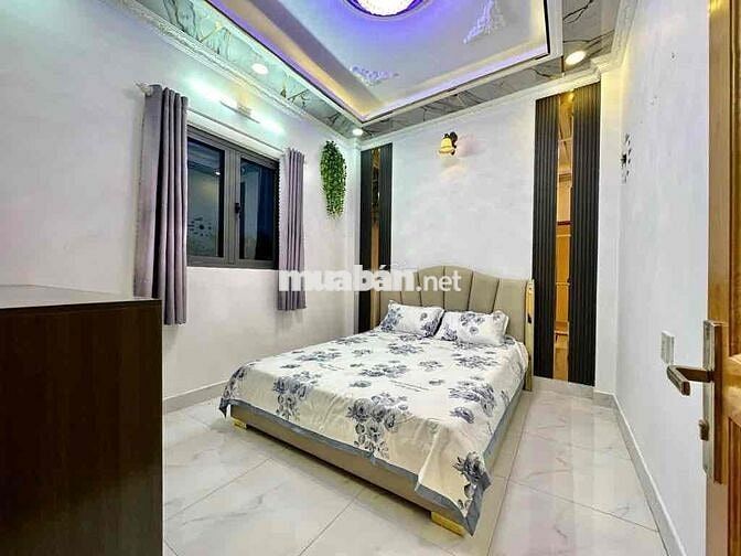 BÁN NHÀ HUỲNH TẤN PHÁT 3 TẦNG 4 PHÒNG NGỦ XE HƠI ĐẬU BÊN HÔNG NHÀ