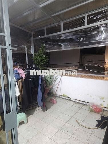 Nhà DT lớn giáp Q5, DTSD 146m vuông, 4PN, cách Q5 Q1 vài phút đi xe