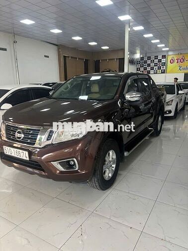 Nissan Navara 2017, số tự động