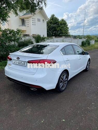 Kia Cerato 2016, cửa sổ trời