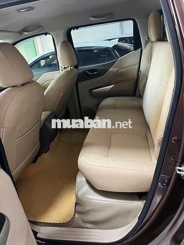 Nissan Navara 2017, số tự động