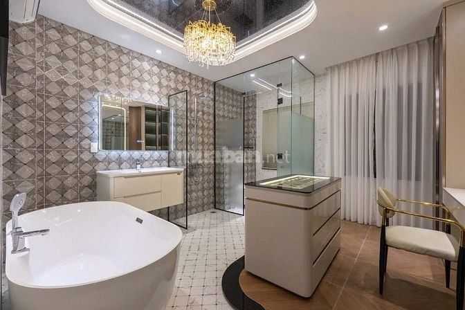 NÉT CĂNG! Siêu phẩm 5 Lầu tuyệt đẹp THANG MÁY hẻm 7m Nguyễn Văn Khối 