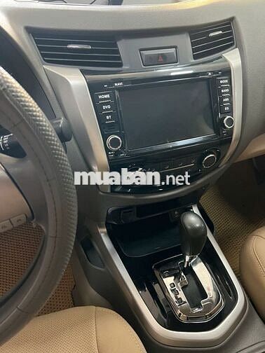 Nissan Navara 2017, số tự động