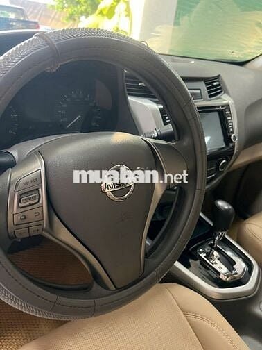 Nissan Navara 2017, số tự động