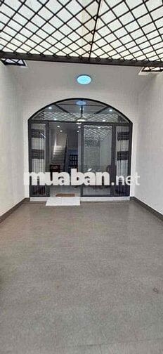 Nhà lầu 5 phòng 3 máy lạnh đường Nhật Tảo - Cái Răng