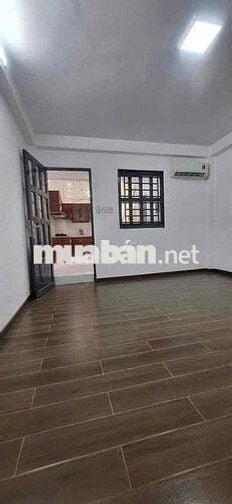 Nhà lầu 5 phòng 3 máy lạnh đường Nhật Tảo - Cái Răng