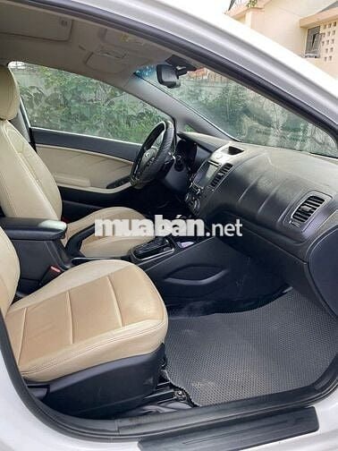 Kia Cerato 2016, cửa sổ trời