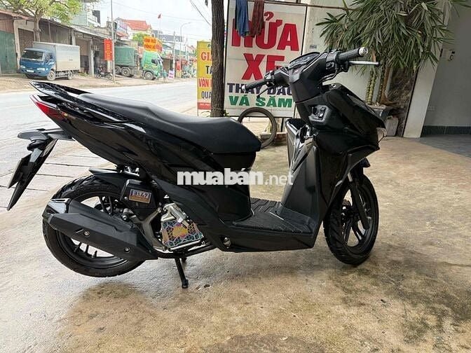 Mình cần bán vario 150 nhập indo xe đi 24k km zin