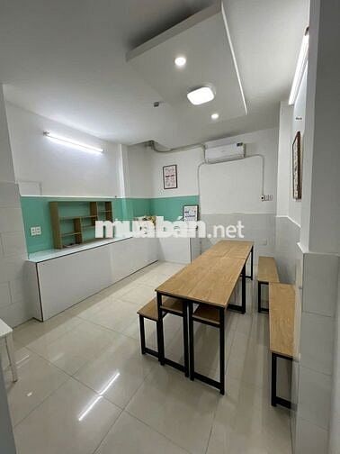 Văn phòng chia sẻ Phòng có máy lạnh, ánh sáng đầy đủ tại Quận Gò Vấp