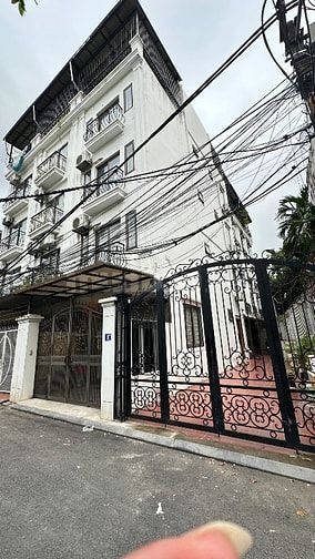 Nhà Lô Góc Đối Diện AEON Long Biên Ngõ Thông đường Ôtô tránh giá tốt