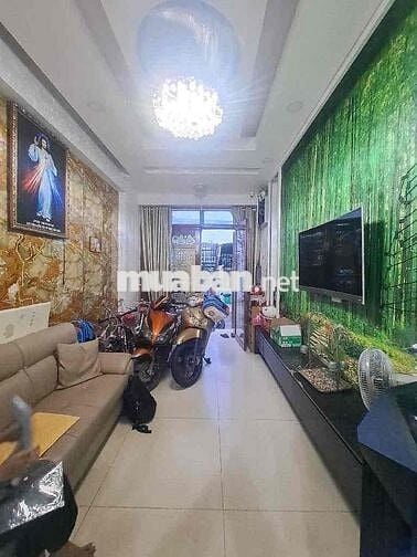 BÁN NHÀ 3 TẦNG 4 PHÒNG SÁT MT ĐƯỜNG NGUYỄN VĂN QUÁ GIÁ 3,95 TỶ SÁT QL1