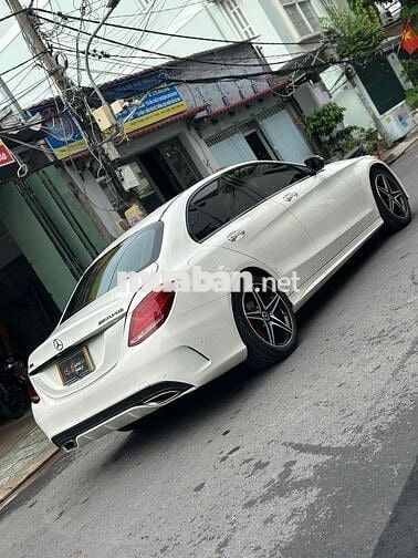 Mercedes Benz C Class 2016 C300 AMG - 99000 km