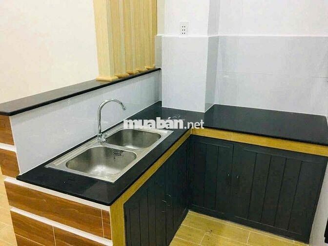 cho thuê nhà nguyên căn mới tinh. 2pn2wc. Nguyễn tri phương p9,Q10