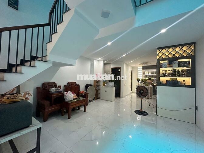 CHO THUÊ NHÀ 3 TẦNG MT HOÀ PHÚ , 3 PN ,FULL NỘI THẤT