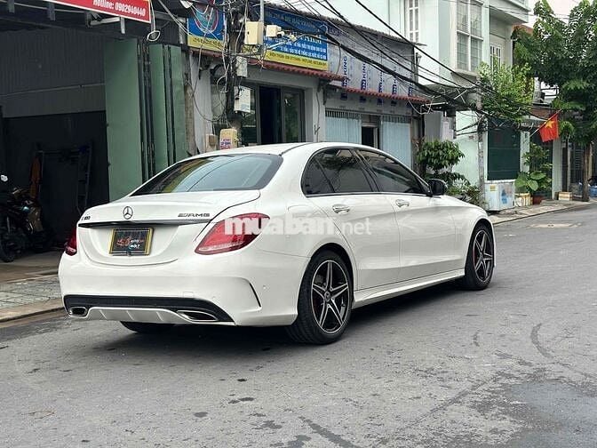 Mercedes Benz C Class 2016 C300 AMG - 99000 km