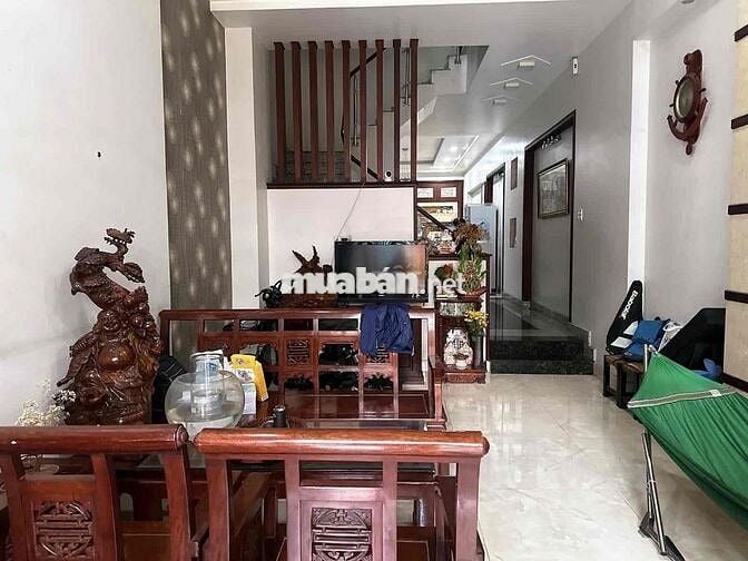 TÂN PHÚ – HÀNG VIP 102m² – 5TẦNG BTCT GIÁ CHỈ 10.8Tỷ