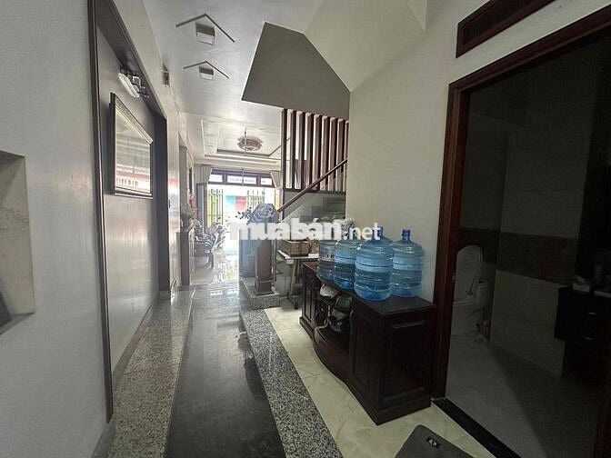 TÂN PHÚ – HÀNG VIP 102m² – 5TẦNG BTCT GIÁ CHỈ 10.8Tỷ