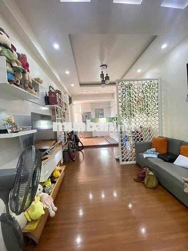 Bán nhà tập thể Vĩnh Phúc, căn góc 2 thoáng 90m 3 ngủ, full NT