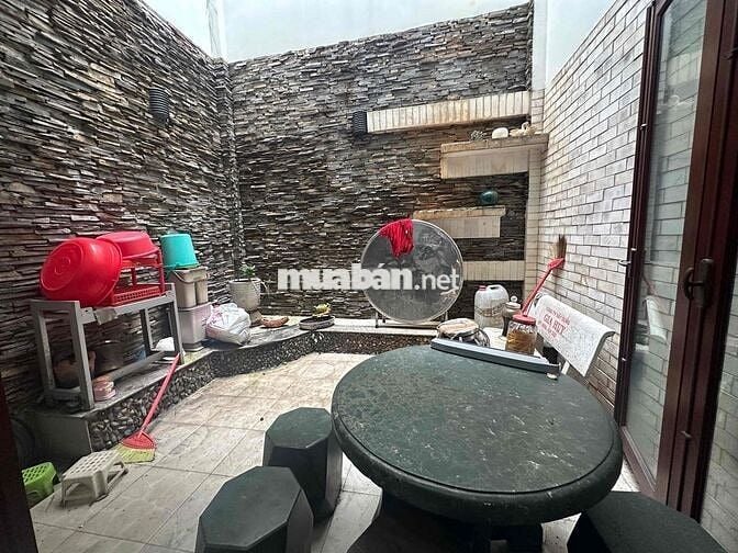 TÂN PHÚ – HÀNG VIP 102m² – 5TẦNG BTCT GIÁ CHỈ 10.8Tỷ